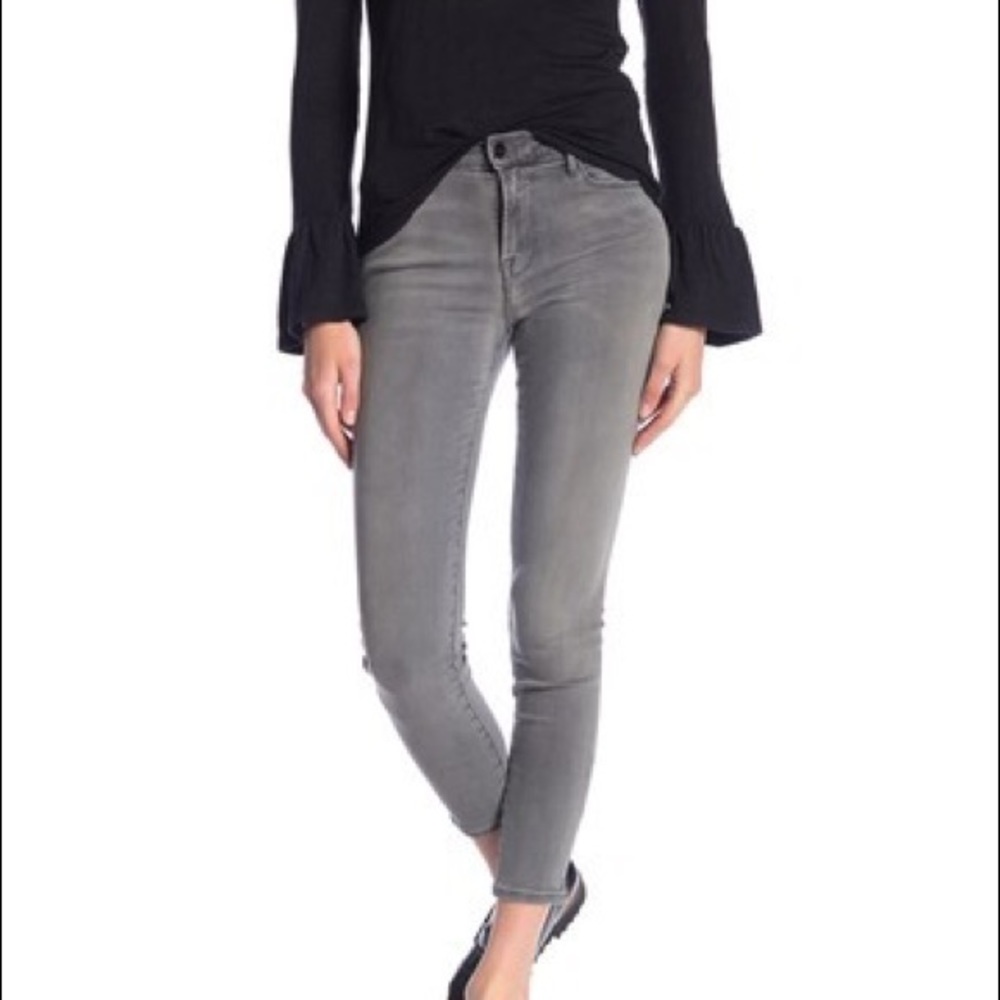 Frame Le High Skinny Jeans in Grime